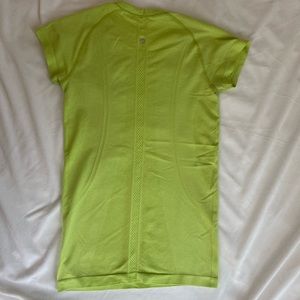 Lululemon Short Sleeve Swiftly Tech